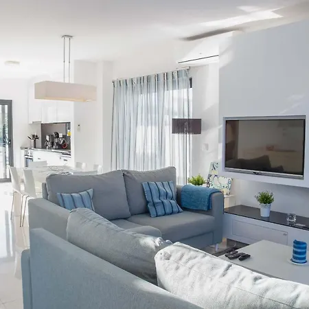 Villa Deluxe - By Sch